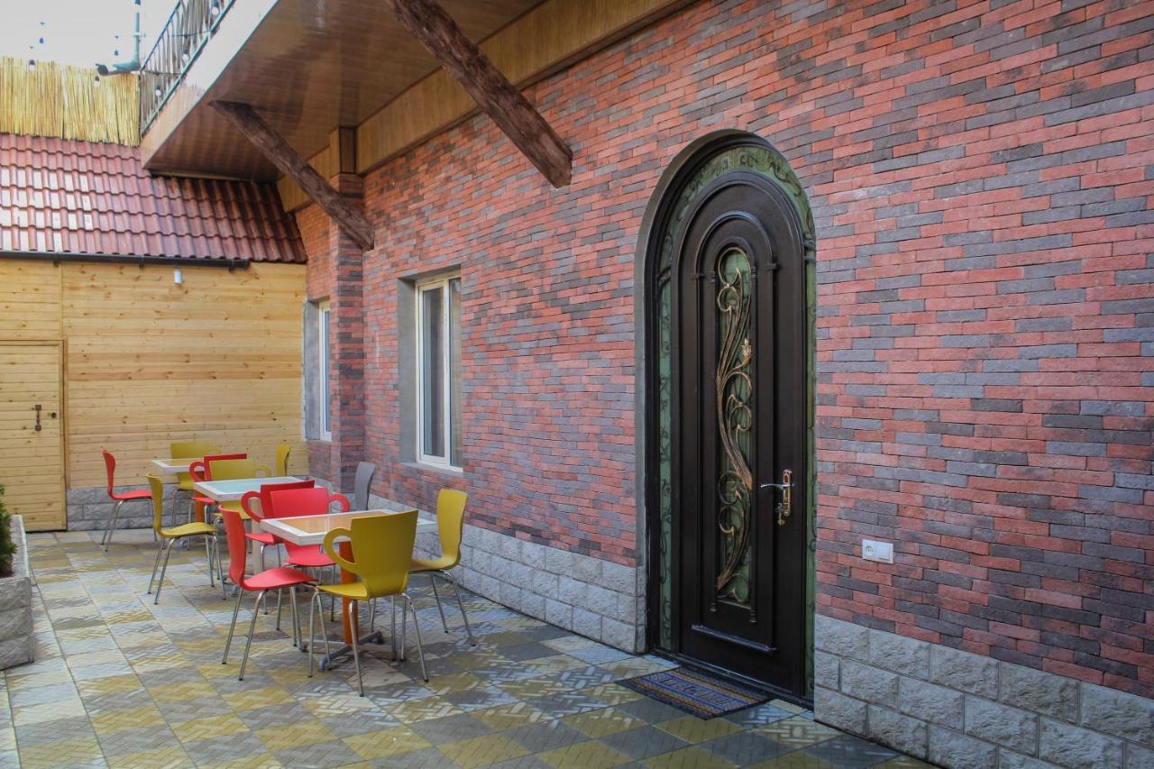 Nuryan Hotel Yerevan Exterior photo
